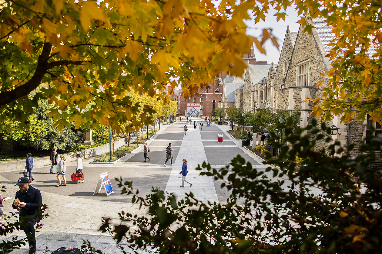 Fall day in Penn Commons
