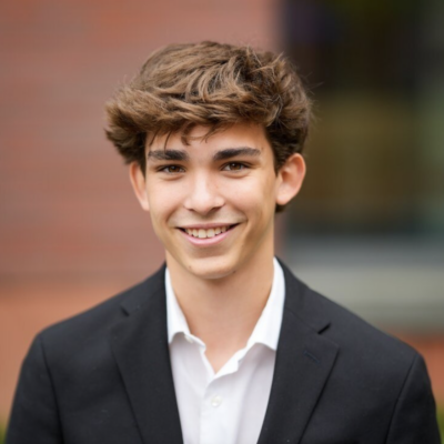 headshot for Jesse Van Doren