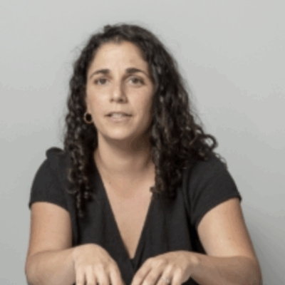 headshot for Michelle Taransky